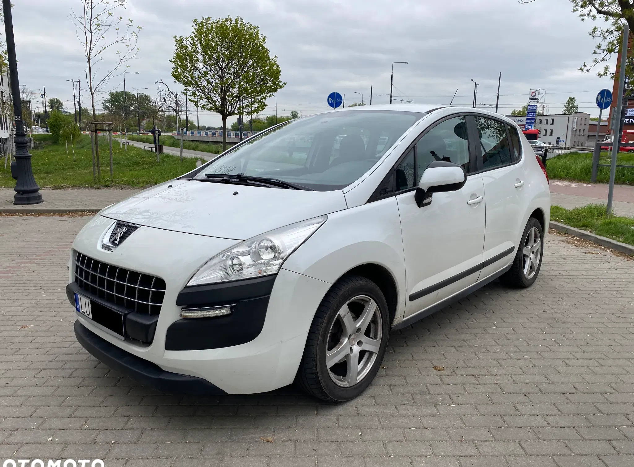 lubelskie Peugeot 3008 cena 23900 przebieg: 140000, rok produkcji 2011 z Piaski